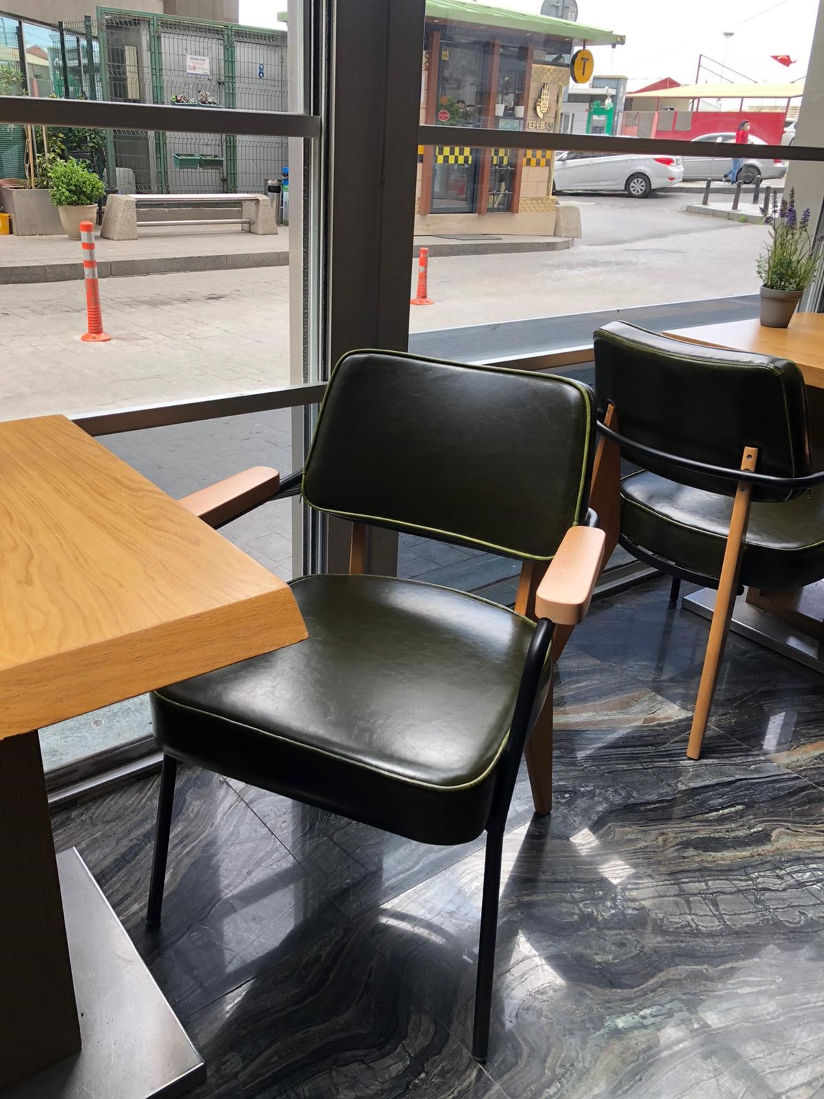 DERİ SANDALYE MODELLERİ - TOPTAN CAFE SANDALYELERİ DERİ SANDALYE MODELLERİ - TOPTAN CAFE SANDALYELERİ